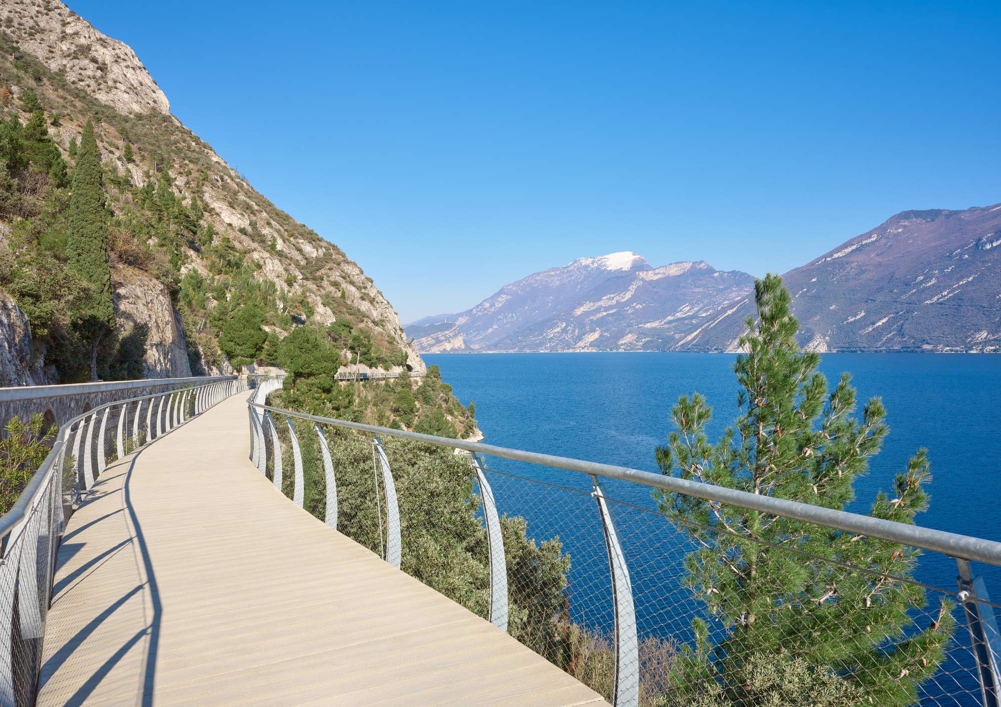 Pista-Ciclabile-Limone-sul-Garda1