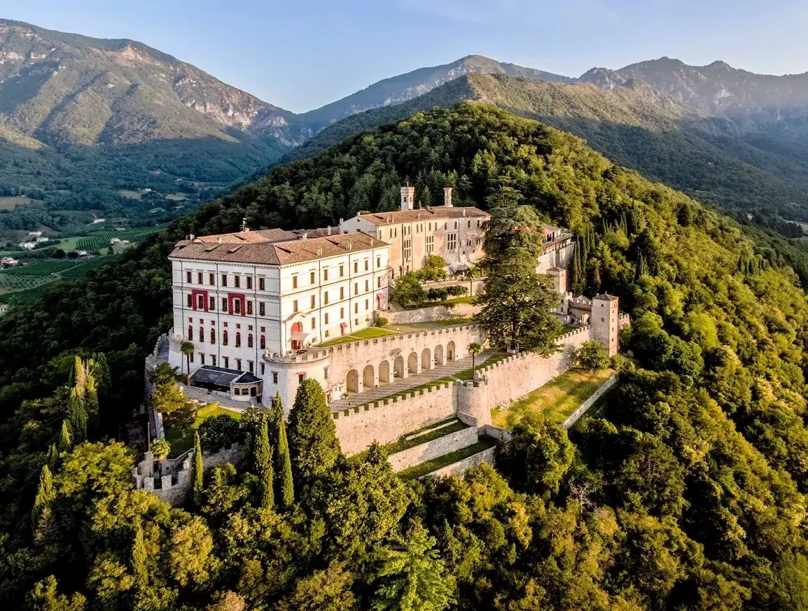 castelbrando-alba-estate-Large-1